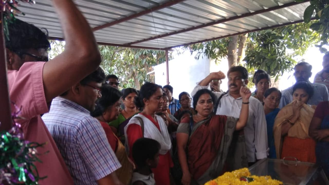 ప్రణయ్ హత్య: 3 రోజుల ముందే ఇంటి వద్దే రెక్కీ ప్రణయ్ హత్య: 3 రోజుల ముందే ఇంటి వద్దే రెక్కీ