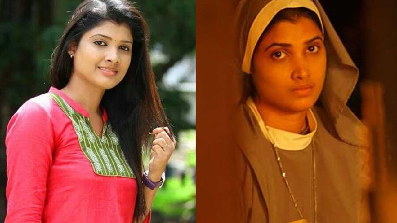 ഫ്രാങ്കോ മുളയ്ക്കലിനെതിരെ പ്രതിഷേധവുമായി കന്യാസ്ത്രീയുടെ വേഷത്തില്‍ ദിവ്യ പ്രഭ