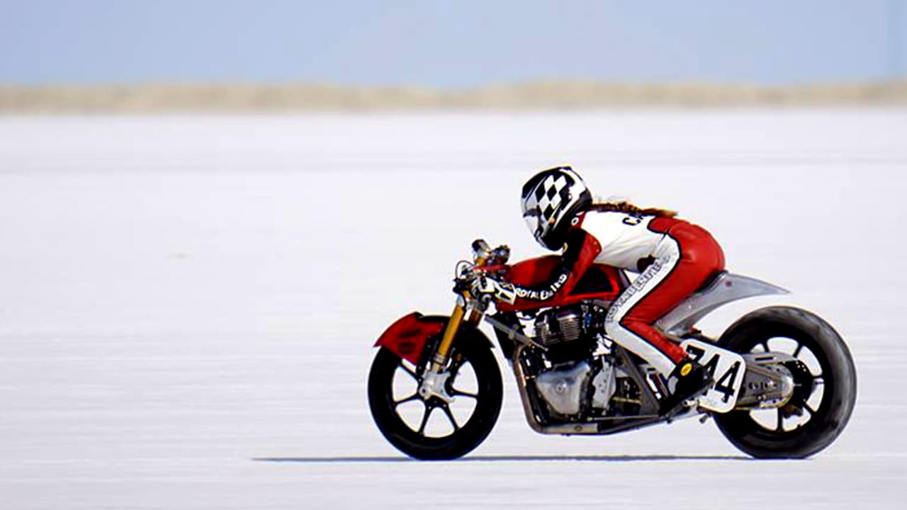 18 വയസുകാരി ബുള്ളറ്റില് പറന്നത് 241 കി.മീ വേഗത്തില്! 18 വയസുകാരി ബുള്ളറ്റില് പറന്നത് 241 കി.മീ വേഗത്തില്!