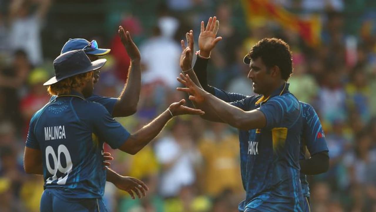 అఫ్గాన్ చేతిలో చావు దెబ్బ తిన్న శ్రీలంక: టోర్నీ నుంచి ఔట్ అఫ్గాన్ చేతిలో చావు దెబ్బ తిన్న శ్రీలంక: టోర్నీ నుంచి ఔట్