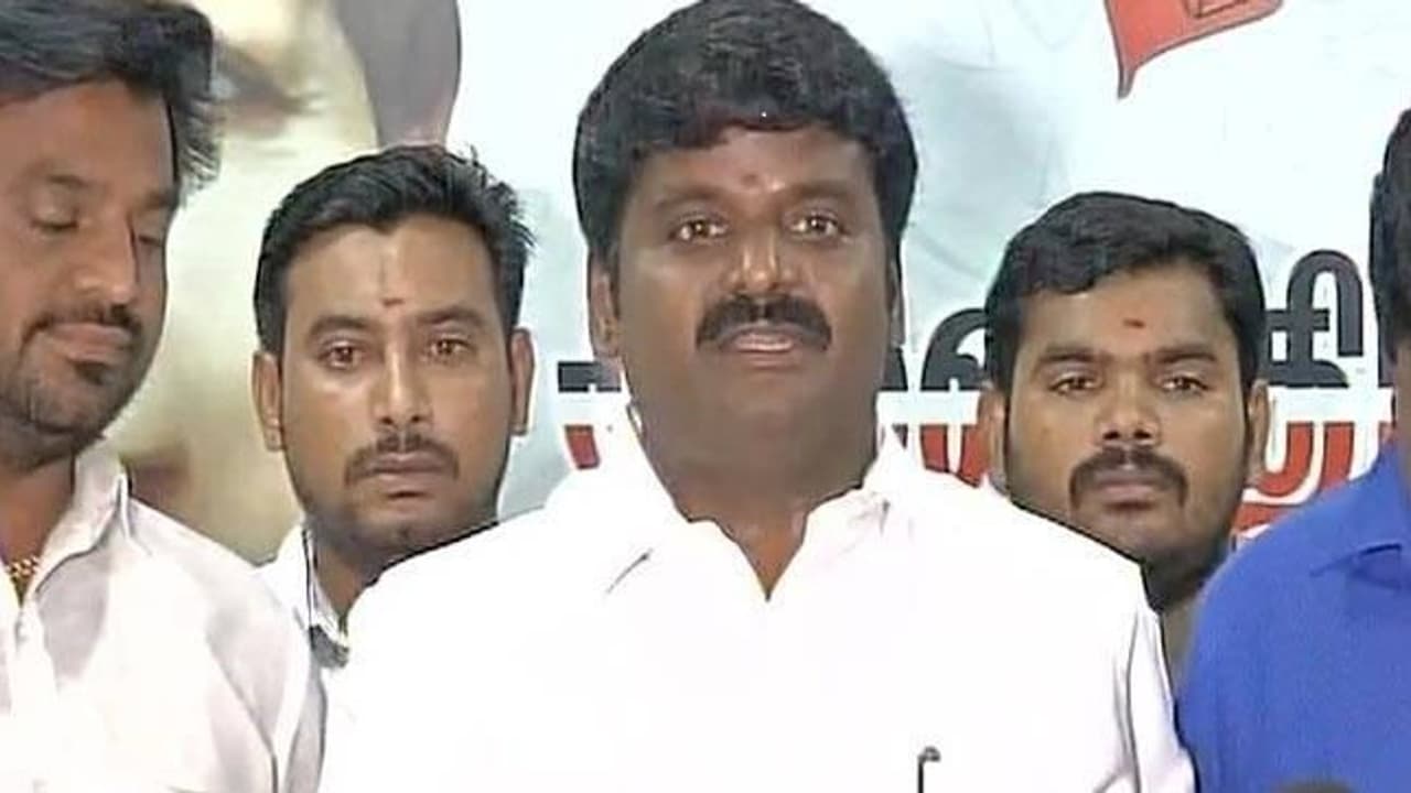 அதிர்ச்சி: இந்தியாவில் 73 பேருக்கு கொரோனா..! கேரளாவுக்கு போகாதீங்க மக்களே! அமைச்சர் அட்வைஸ்...!