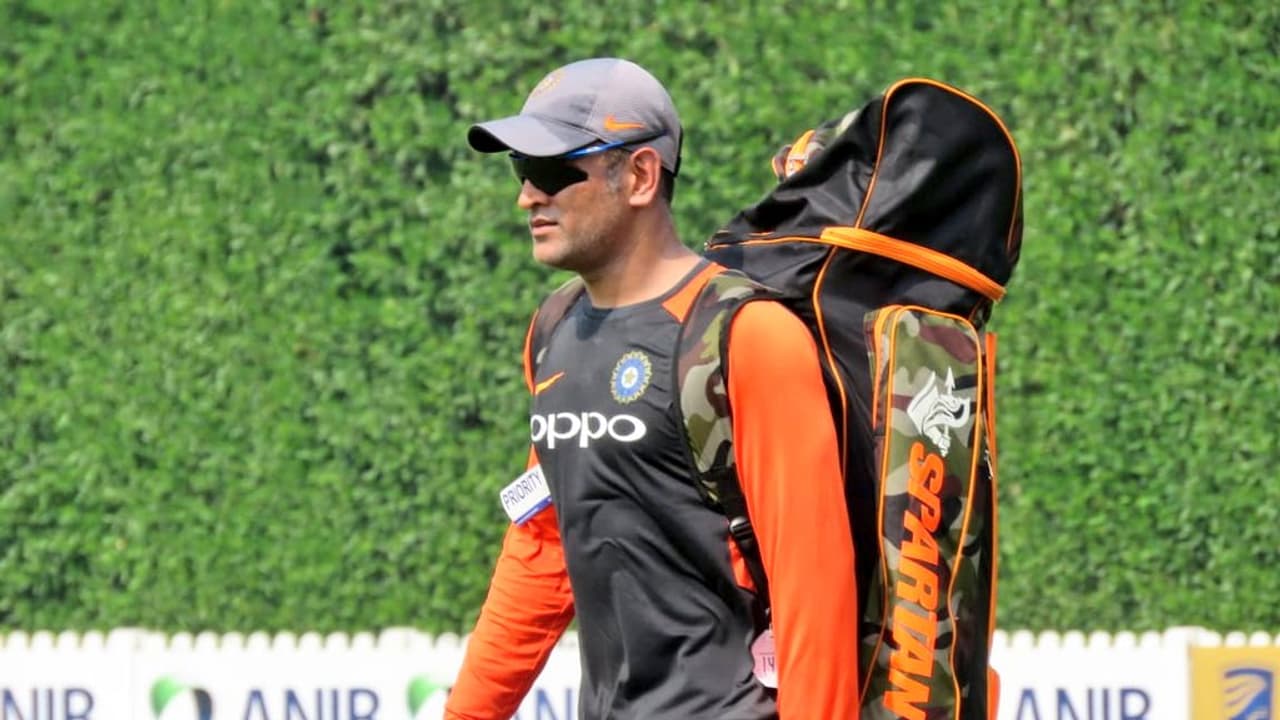 ಭಾರತ ಹಾಂಕ್ ಕಾಂಗ್ ಏಷ್ಯಾಕಪ್ ಮುಖಾಮುಖಿ! ಪ್ಲೇಯಿಂಗ್ 11 ಹೇಗಿದೆ? ಭಾರತ ಹಾಂಕ್ ಕಾಂಗ್ ಏಷ್ಯಾಕಪ್ ಮುಖಾಮುಖಿ! ಪ್ಲೇಯಿಂಗ್ 11 ಹೇಗಿದೆ?