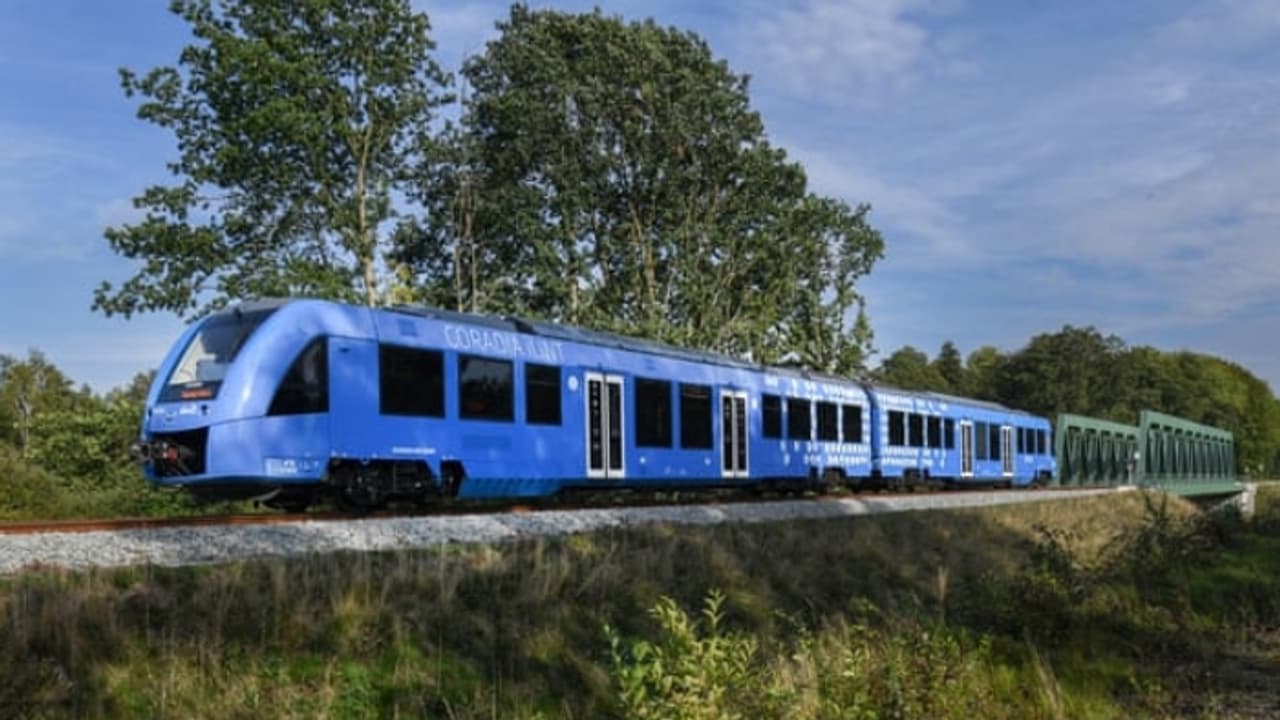Germany launches world’s first hydrogen powered train, plans to combat air pollution