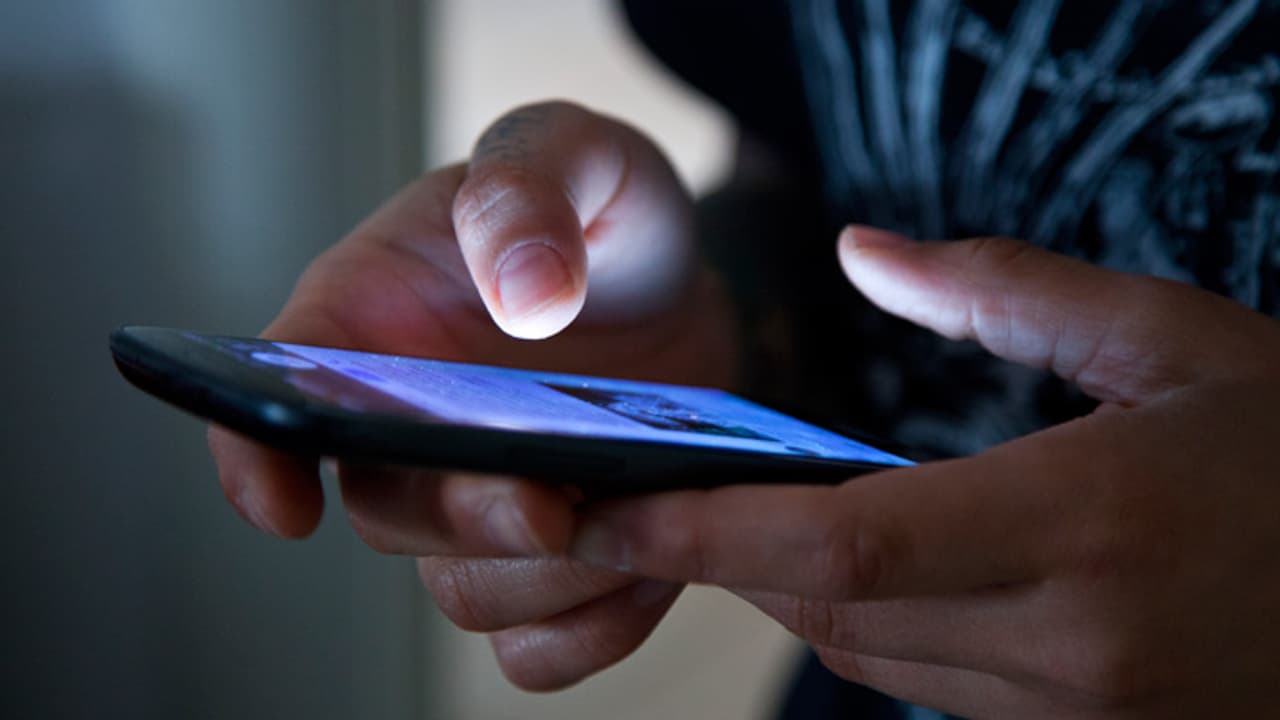 പുതിയ ഫോൺ വാങ്ങിയതിന്റെ 'ട്രീറ്റ് ചെയ്തില്ല', ചോദിച്ചപ്പോൾ വിസമ്മതിച്ചു; 16 വയസുകാരനെ കൂട്ടുകാർ കുത്തിക്കൊന്നു പുതിയ ഫോൺ വാങ്ങിയതിന്റെ 'ട്രീറ്റ് ചെയ്തില്ല', ചോദിച്ചപ്പോൾ വിസമ്മതിച്ചു; 16 വയസുകാരനെ കൂട്ടുകാർ കുത്തിക്കൊന്നു