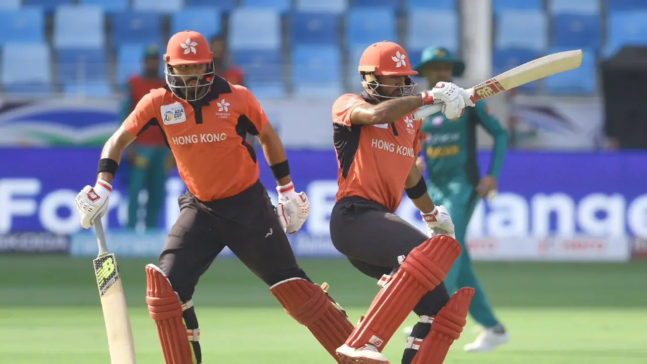 ಹಾಂಕಾಂಗ್ ಭರ್ಜರಿ ಜೊತೆಯಾಟ ಸಂಕಷ್ಟದಲ್ಲಿ ಭಾರತ! ಹಾಂಕಾಂಗ್ ಭರ್ಜರಿ ಜೊತೆಯಾಟ ಸಂಕಷ್ಟದಲ್ಲಿ ಭಾರತ!