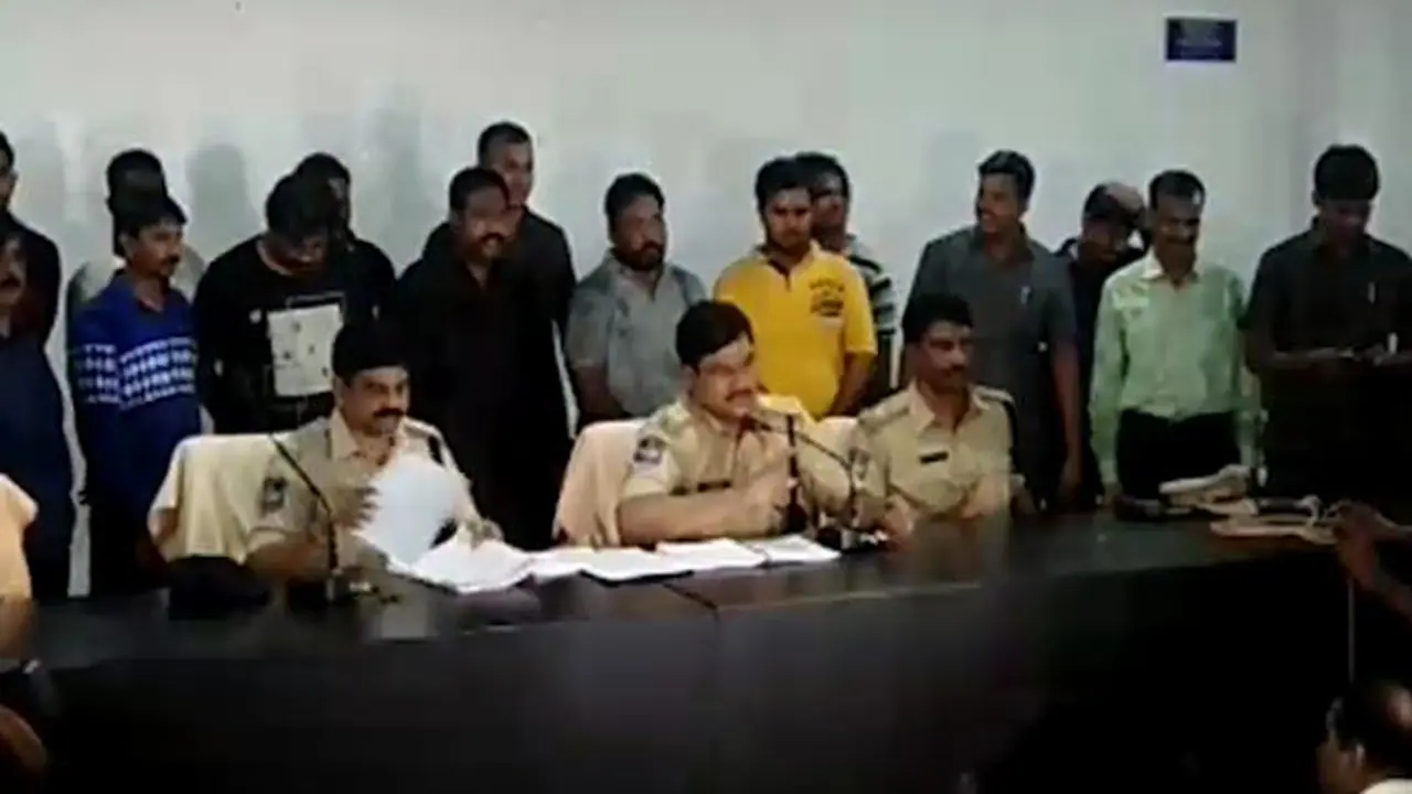 ప్రణయ్ హత్యకేసు నిందితులకు 14 రోజుల రిమాండ్ ప్రణయ్ హత్యకేసు నిందితులకు 14 రోజుల రిమాండ్