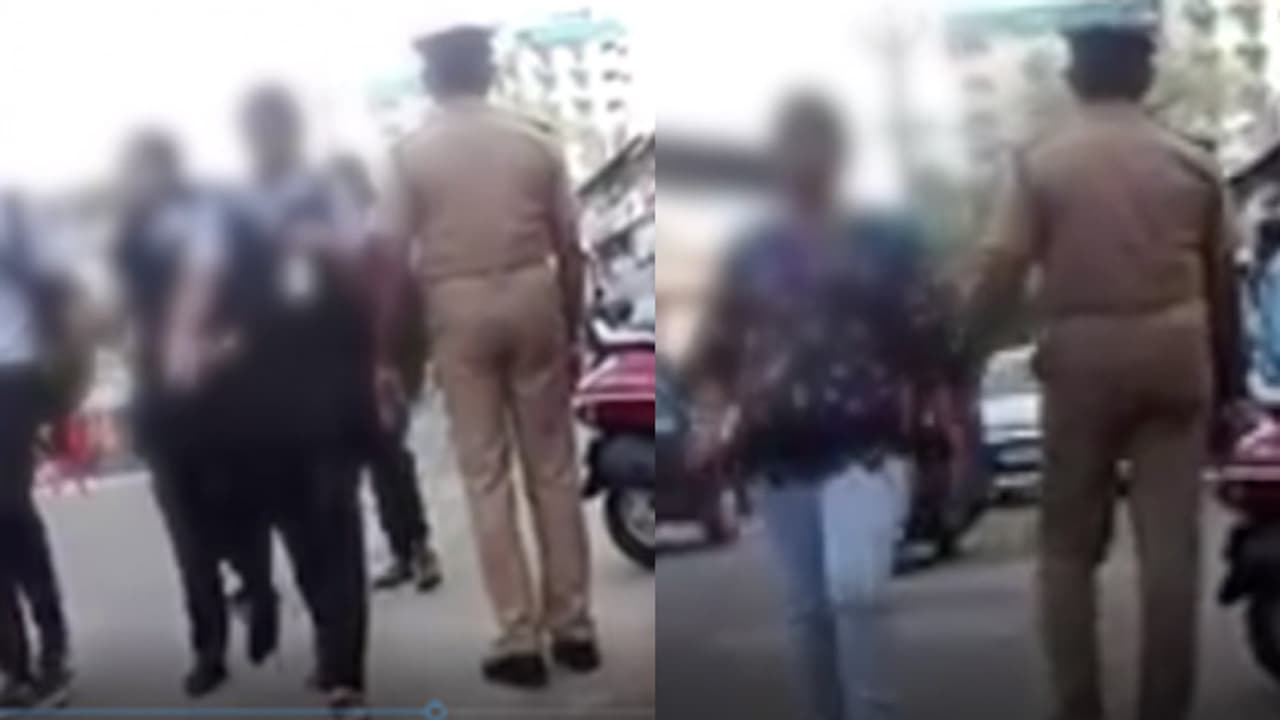 మహిళలను అక్కడ అసభ్యంగా తాకుతూ హోంగార్డు వెకిలి చేష్టలు మహిళలను అక్కడ అసభ్యంగా తాకుతూ హోంగార్డు వెకిలి చేష్టలు