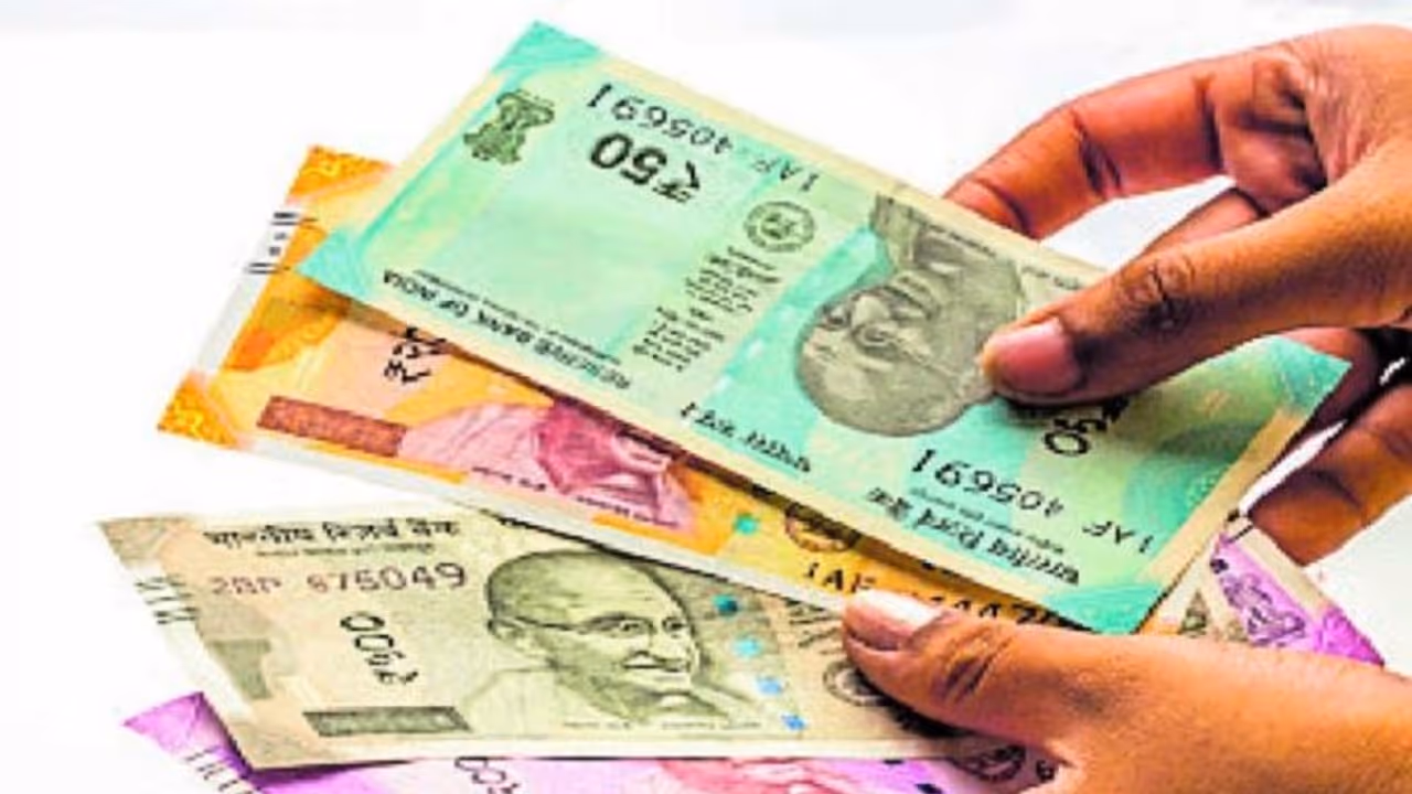 19 ವಸ್ತುಗಳ ಬೆಲೆ ಏರಿಸಿದ ಕೇಂದ್ರ ಸರ್ಕಾರ 19 ವಸ್ತುಗಳ ಬೆಲೆ ಏರಿಸಿದ ಕೇಂದ್ರ ಸರ್ಕಾರ