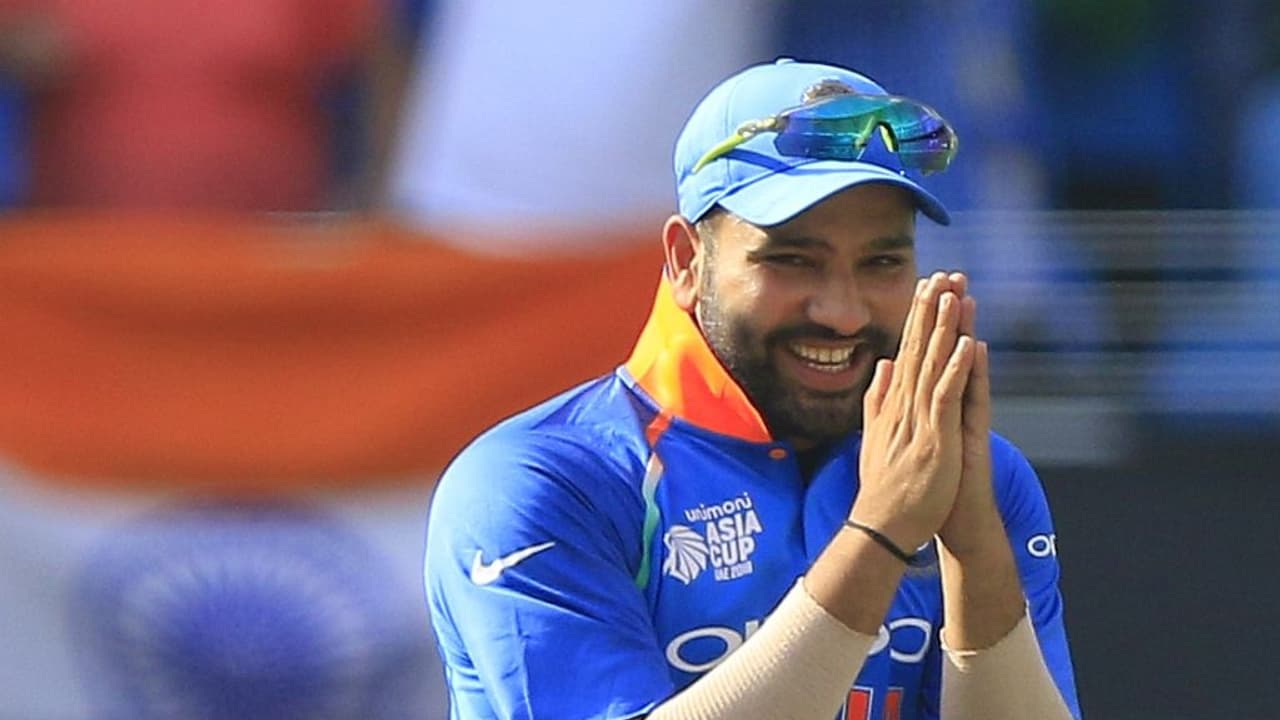 Asia Cup 2018: Rohit Sharma lauds Indian bowlers for good showing despite little help from pitch against Pakistan Asia Cup 2018: Rohit Sharma lauds Indian bowlers for good showing despite little help from pitch against Pakistan