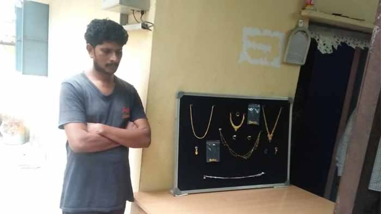 కరడుగట్టిన దొంగ అరెస్ట్.. విలాసాలకు అలవాటుపడి దొంగతనాలు