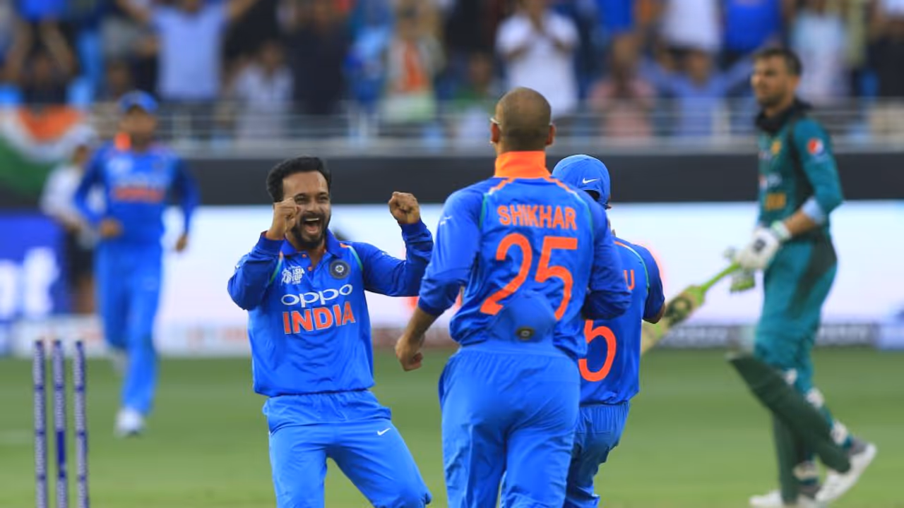 Asia Cup 2018: Kedar Jadhav attributes wicket taking ability to 'limited bowling in nets'