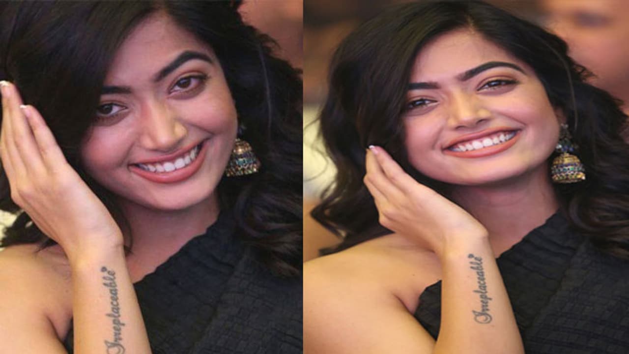 రష్మిక టాటూ.. లేటెస్ట్ హాట్ టాపిక్! రష్మిక టాటూ.. లేటెస్ట్ హాట్ టాపిక్!