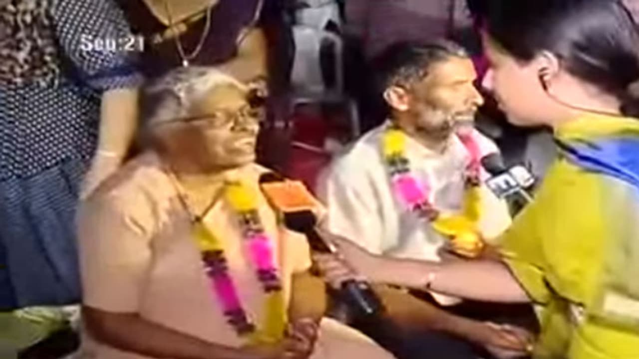 സമരം സഫലം: കന്യാസ്ത്രീകളുടെ നിരാഹരസമരം അവസാനിപ്പിച്ചു സമരം സഫലം: കന്യാസ്ത്രീകളുടെ നിരാഹരസമരം അവസാനിപ്പിച്ചു