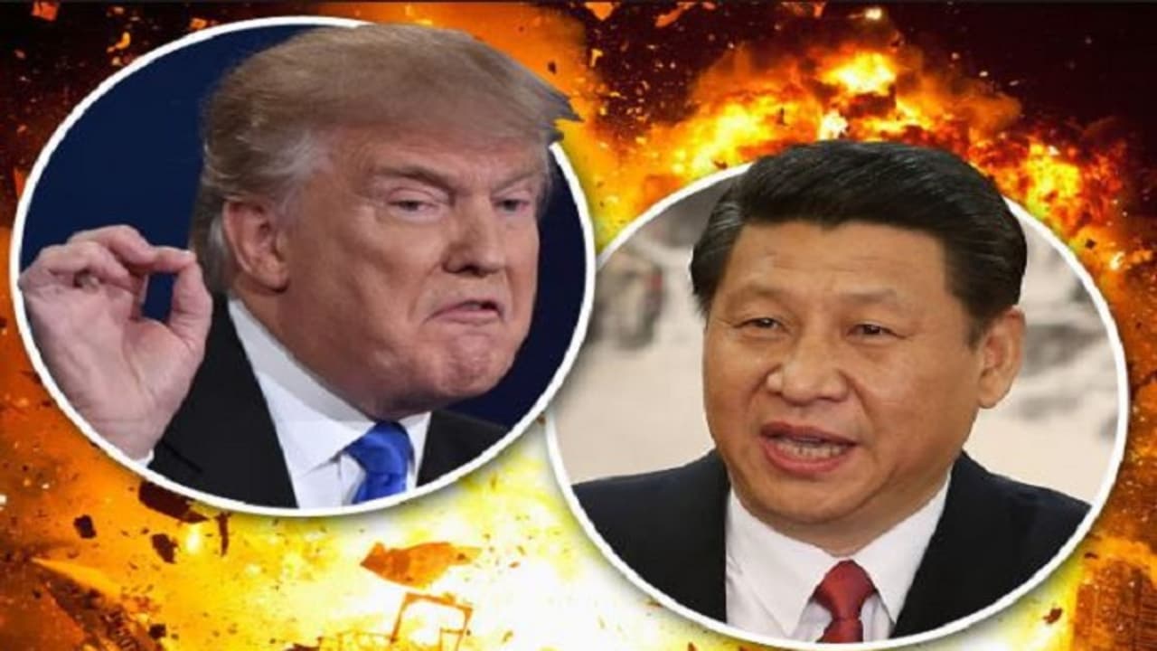 এবার মার্কিন দূতাবাস বন্ধ করল চিন, গনগনে উত্তেজনার আঁচে জমে উঠছে ঠান্ডা লড়াই এবার মার্কিন দূতাবাস বন্ধ করল চিন, গনগনে উত্তেজনার আঁচে জমে উঠছে ঠান্ডা লড়াই