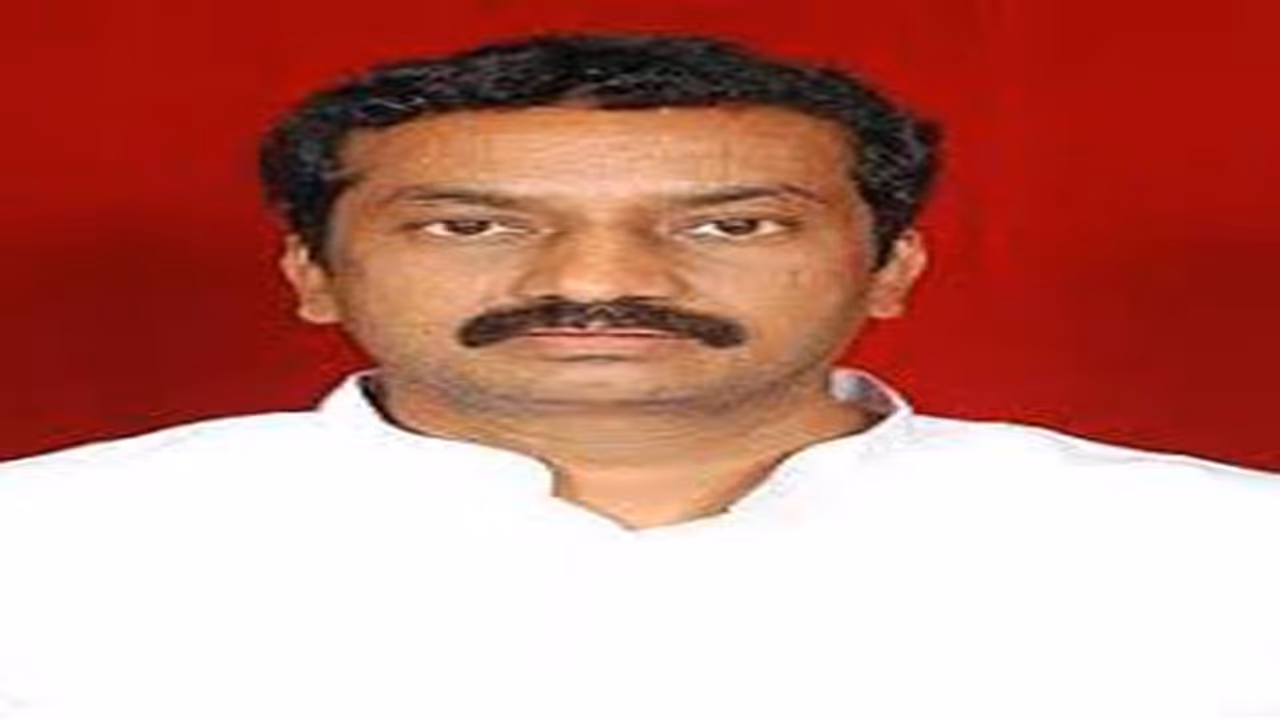 అవాస్తవాలు: రాధారమణి ఆరోపణలపై స్పందించిన రఘునందన్ రావు అవాస్తవాలు: రాధారమణి ఆరోపణలపై స్పందించిన రఘునందన్ రావు