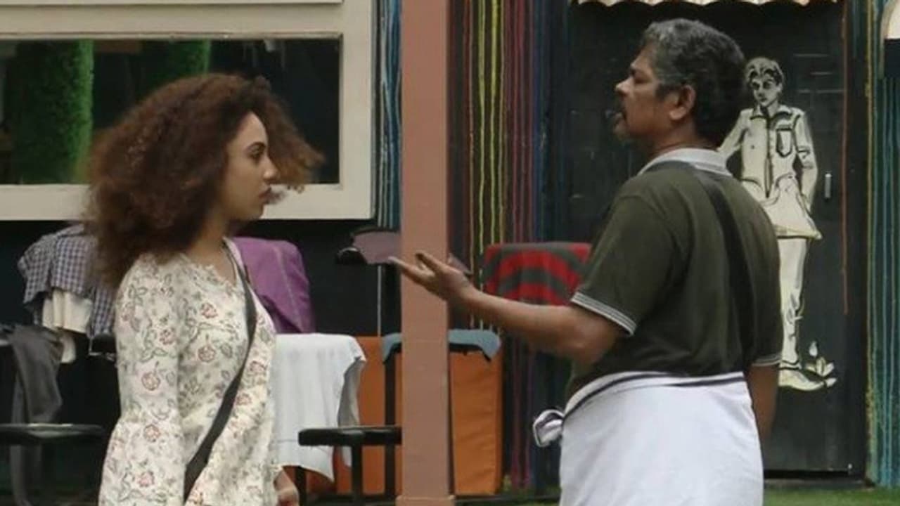 ആകാശം പോലെയാണ് പേര്ളി, മോഹൻലാല് റോസാപ്പൂ പോലെ; കാരണം തുറന്നുപറഞ്ഞ് അരിസ്റ്റോ സുരേഷ് ആകാശം പോലെയാണ് പേര്ളി, മോഹൻലാല് റോസാപ്പൂ പോലെ; കാരണം തുറന്നുപറഞ്ഞ് അരിസ്റ്റോ സുരേഷ്