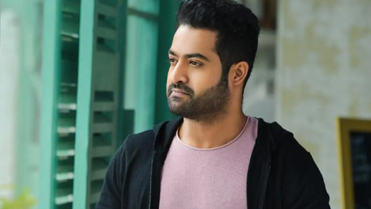 ജൂനിയര് എൻടിആറും രാഷ്ട്രീയത്തിലേക്ക് ജൂനിയര് എൻടിആറും രാഷ്ട്രീയത്തിലേക്ക്