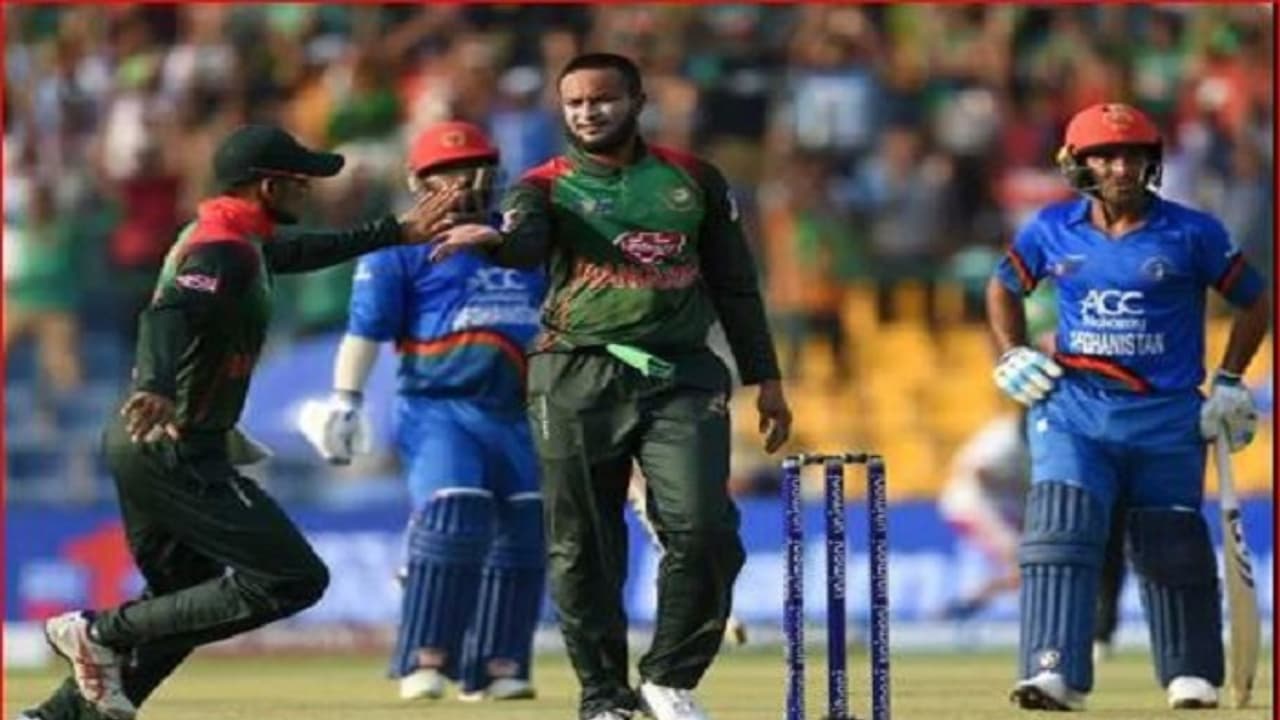 ನೆಕ್ ಟು ನೆಕ್ ಫೈಟ್: ಆಫ್ಘನ್ ಸೋಲಿಸಿದ ಬಾಂಗ್ಲಾ! ನೆಕ್ ಟು ನೆಕ್ ಫೈಟ್: ಆಫ್ಘನ್ ಸೋಲಿಸಿದ ಬಾಂಗ್ಲಾ!