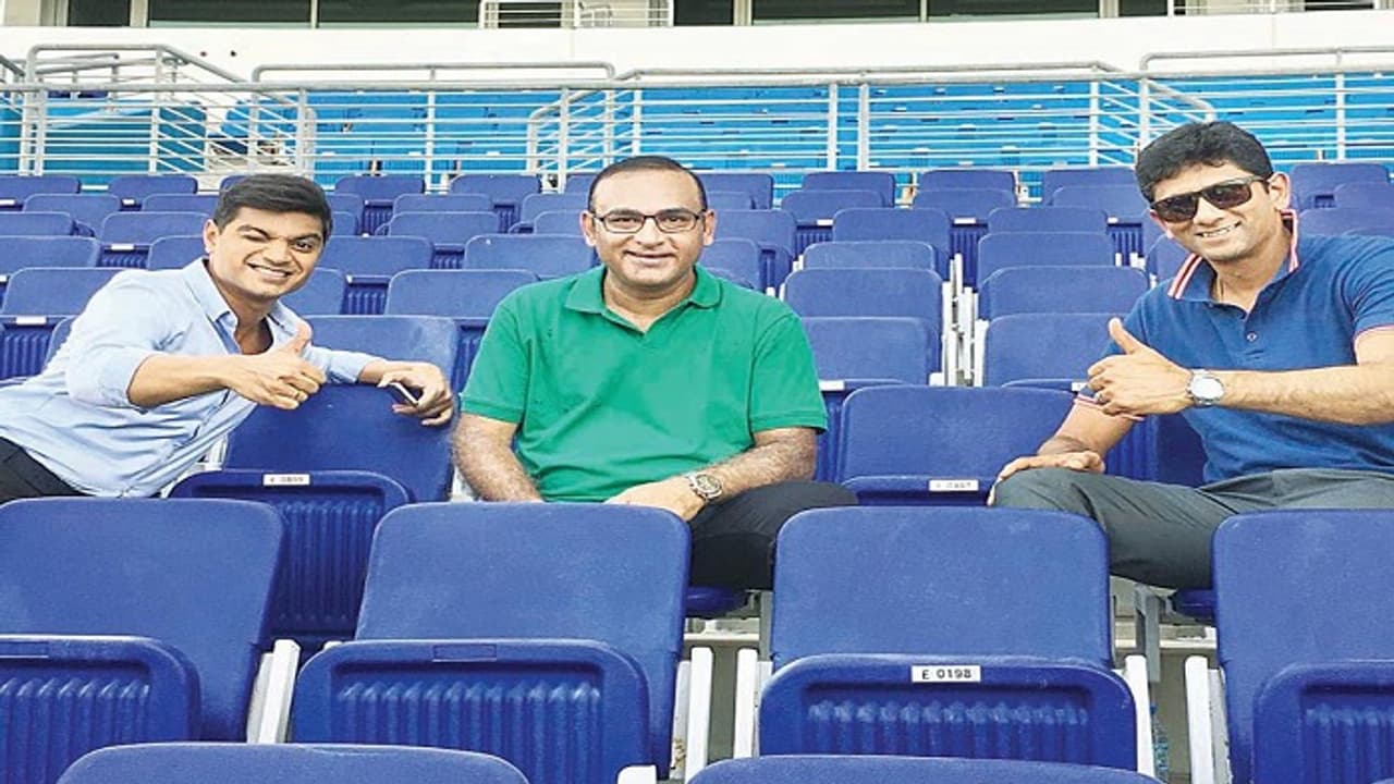 ನೆನಪಿದ್ಯಾ ಇವರಿಬ್ಬರ ಜಂಗಿ ಕುಸ್ತಿ: ನೋಡಿ ಹೆಂಗೈತೆ ಇವ್ರ ದೋಸ್ತಿ! ನೆನಪಿದ್ಯಾ ಇವರಿಬ್ಬರ ಜಂಗಿ ಕುಸ್ತಿ: ನೋಡಿ ಹೆಂಗೈತೆ ಇವ್ರ ದೋಸ್ತಿ!