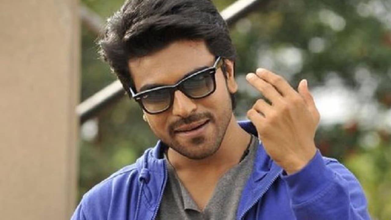 మెగా ఫ్యాన్స్ కు దసరా కిక్! మెగా ఫ్యాన్స్ కు దసరా కిక్!