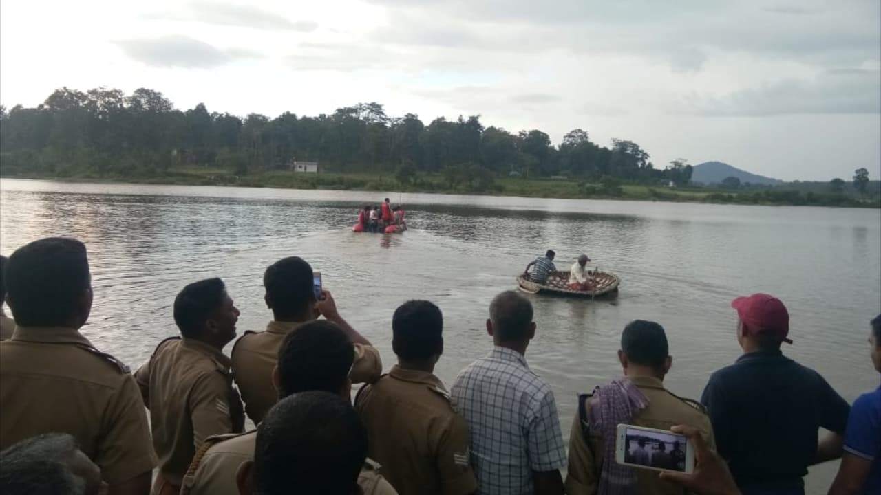 'ഫയര്ഫോഴ്സ് എത്തുമ്പോഴേക്കും ആ ജീവന് പൊലിഞ്ഞുകാണും'; പുല്പ്പള്ളിക്കാരുടെ വേദന സര്ക്കാര് അറിയണം 'ഫയര്ഫോഴ്സ് എത്തുമ്പോഴേക്കും ആ ജീവന് പൊലിഞ്ഞുകാണും'; പുല്പ്പള്ളിക്കാരുടെ വേദന സര്ക്കാര് അറിയണം