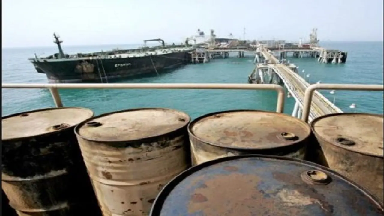 ಪೆಟ್ರೋಲ್ ಬೆಲೆ ಇಳ್ಸಿ ಅಂದ್ರೆ ಪೆಟ್ರೋಲ್ ಆಮದನ್ನೇ ಇಳ್ಸತಾರಂತೆ! ಪೆಟ್ರೋಲ್ ಬೆಲೆ ಇಳ್ಸಿ ಅಂದ್ರೆ ಪೆಟ್ರೋಲ್ ಆಮದನ್ನೇ ಇಳ್ಸತಾರಂತೆ!