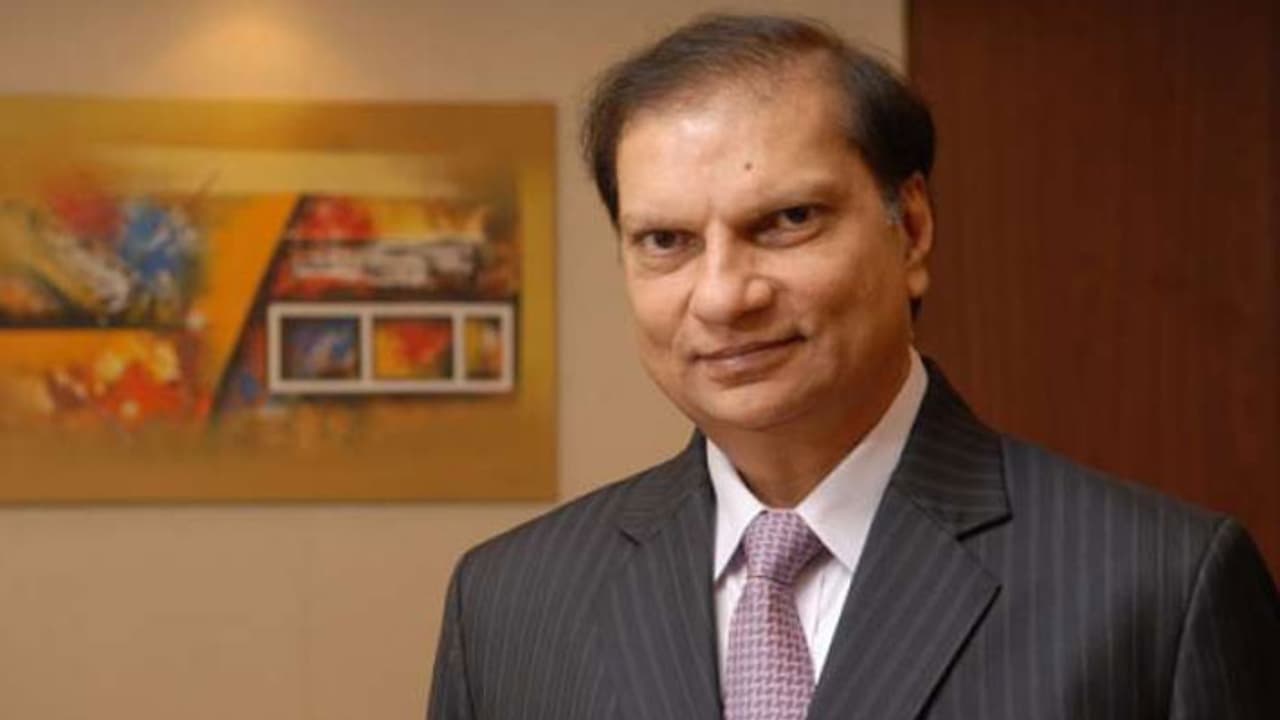 அடுத்தடுத்து அரங்கேறும் வங்கி மோசடி... குஜராத் தொழிலதிபர் நைஜீரியா தப்பி ஓட்டம்! அடுத்தடுத்து அரங்கேறும் வங்கி மோசடி... குஜராத் தொழிலதிபர் நைஜீரியா தப்பி ஓட்டம்!