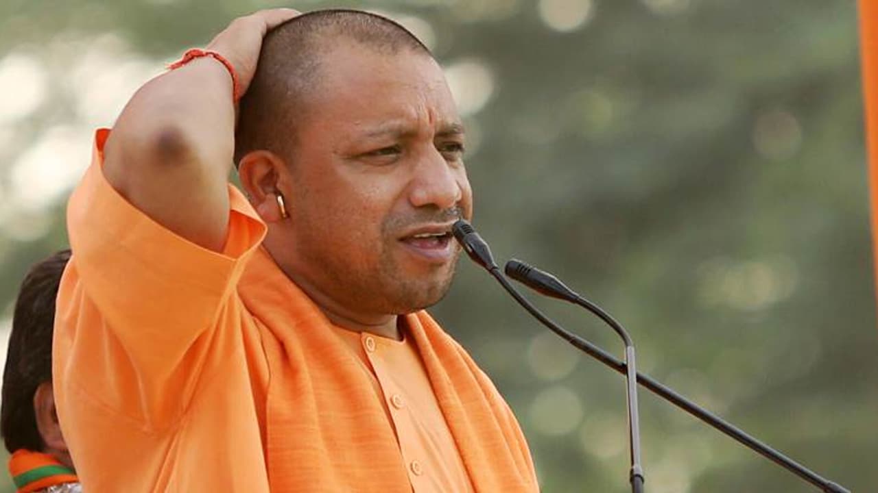 தீபாவளி பரிசாக நில அளவீடு எழுத்தர்களுக்கு பதவி உயர்வு அளித்த முதல்வர்!