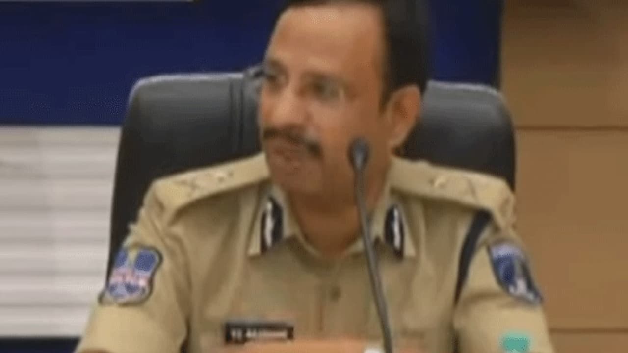 ఆన్‌లైన్ డేటింగ్‌: హీరోయిన్ల ఫోటోలతో వల, చివరికిలా...