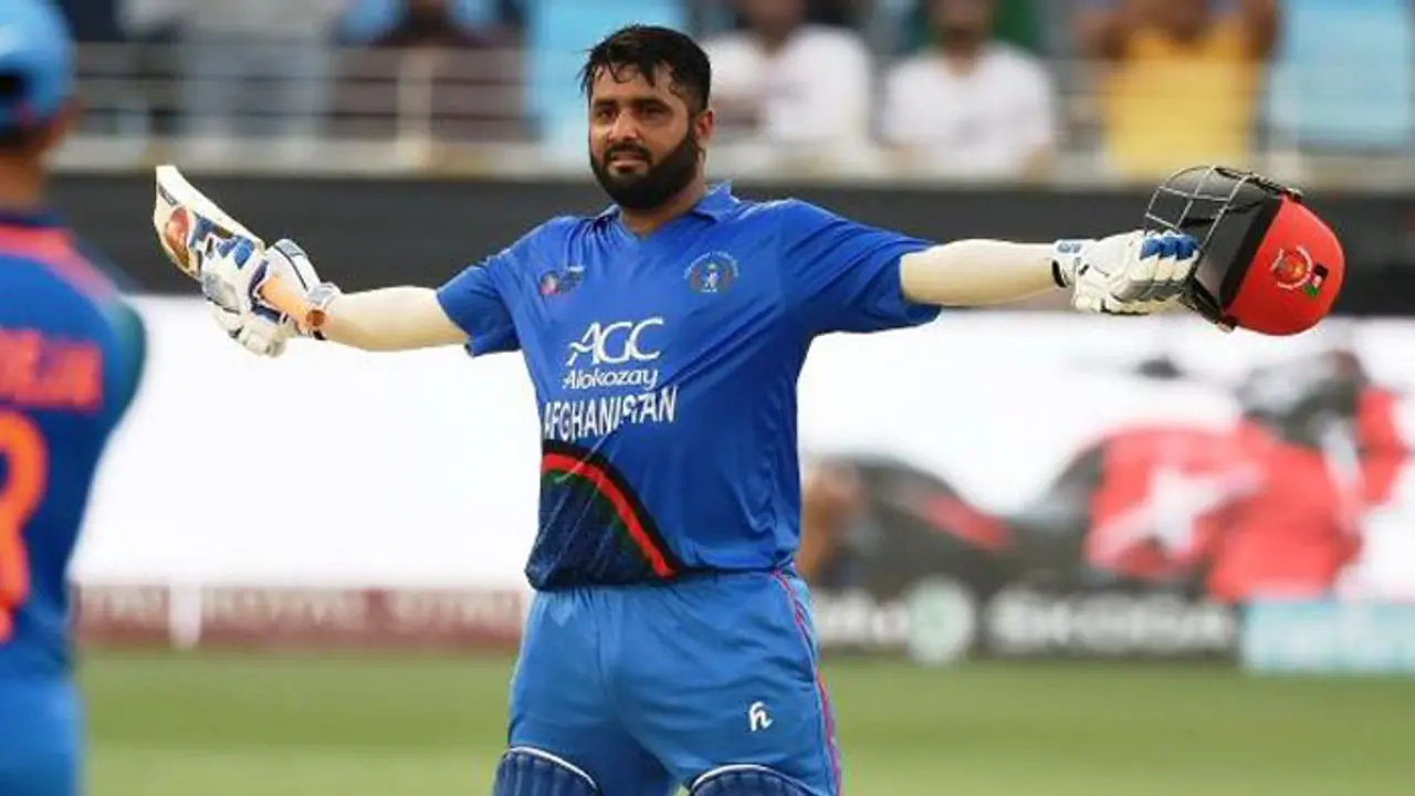 BPL 2022: ഗ്രൗണ്ടിലിറങ്ങി പുകവലിച്ചു, ബംഗ്ലാദേശ് പ്രീമിയര് ലീഗില് അഫ്ഗാന് താരത്തിന് താക്കീത് BPL 2022: ഗ്രൗണ്ടിലിറങ്ങി പുകവലിച്ചു, ബംഗ്ലാദേശ് പ്രീമിയര് ലീഗില് അഫ്ഗാന് താരത്തിന് താക്കീത്