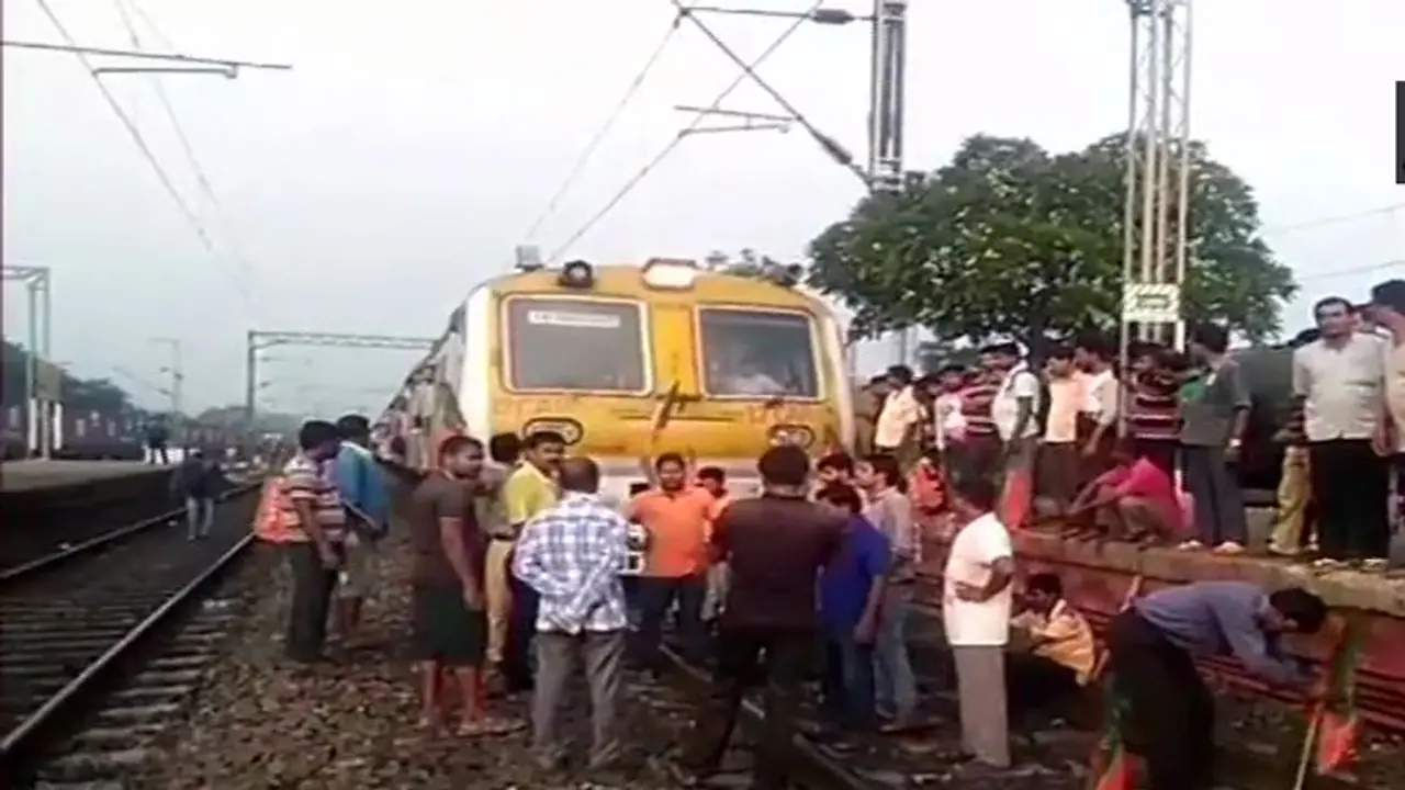 जानिए बंगाल में दो छात्रों की मौत का कैसे विरोध कर रही है बीजेपी