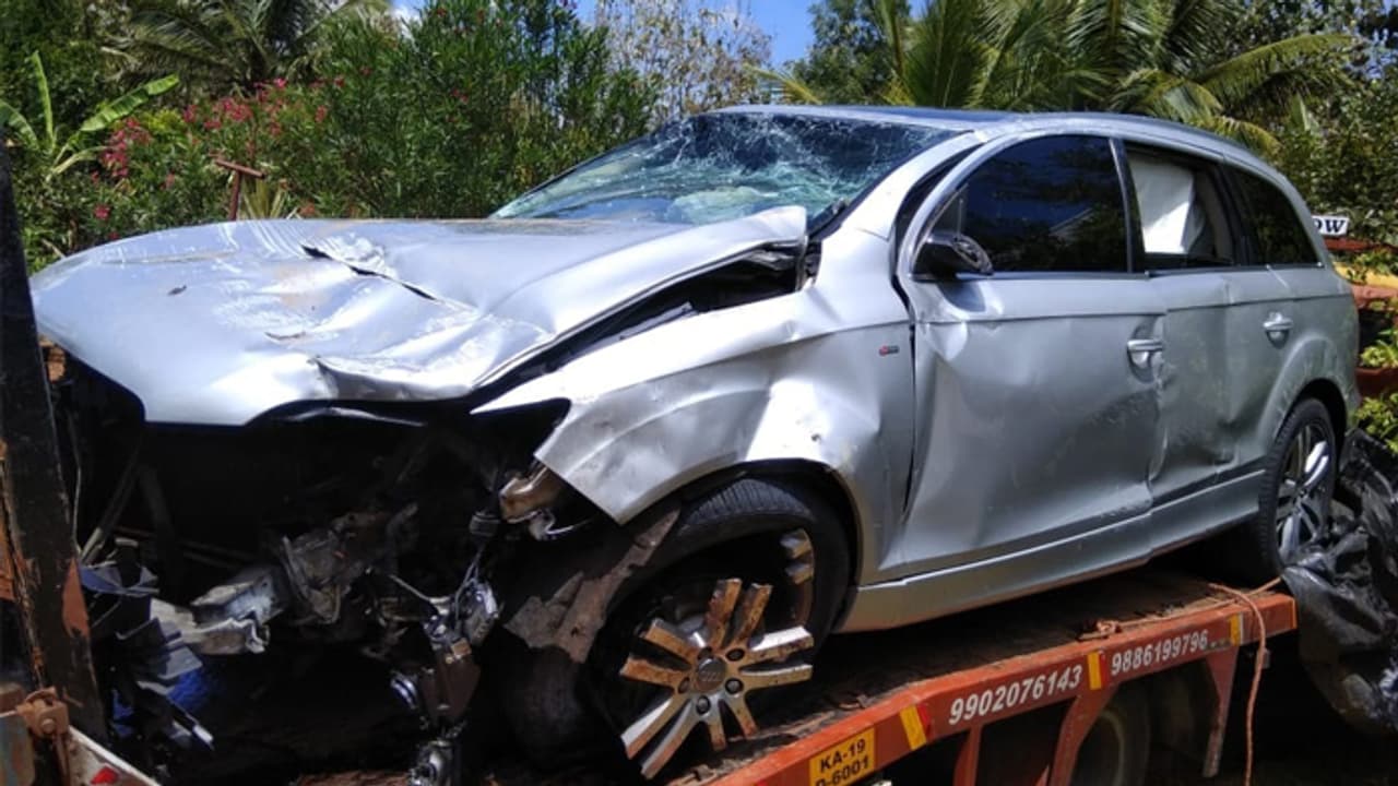 ದರ್ಶನ್‌ ಜತೆ ಕಾರಿನಲ್ಲಿ ಇದ್ದದ್ದು ಎಷ್ಟು ಜನ..? ಮತ್ತೊಂದು ಟ್ವಿಸ್ಟ್!