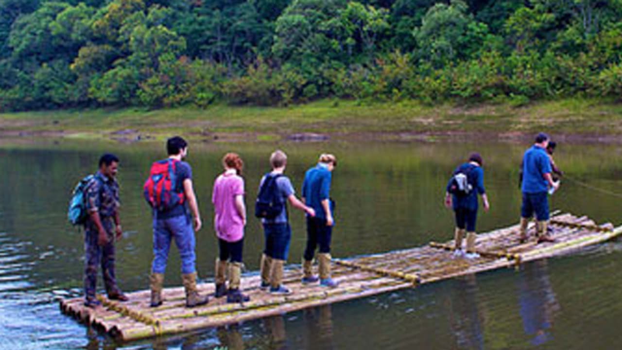 പ്രളയം കടന്ന് തേക്കടി; വിനോദ സഞ്ചാരമേഖല ഉണര്വിലേക്ക് പ്രളയം കടന്ന് തേക്കടി; വിനോദ സഞ്ചാരമേഖല ഉണര്വിലേക്ക്