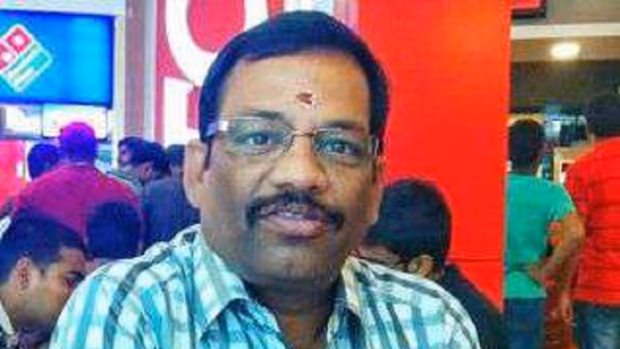 அடேங்கப்பா… ஆர்.டி.ஓ பாபு வங்கி லாக்கர்ல 13 கிலோ தங்கம்… 32 கிலோ வெள்ளி.. இன்னும்..இன்னும்…அசந்து போன லஞ்ச ஒழிப்புத் துறை அதிகாரிகள்!! அடேங்கப்பா… ஆர்.டி.ஓ பாபு வங்கி லாக்கர்ல 13 கிலோ தங்கம்… 32 கிலோ வெள்ளி.. இன்னும்..இன்னும்…அசந்து போன லஞ்ச ஒழிப்புத் துறை அதிகாரிகள்!!