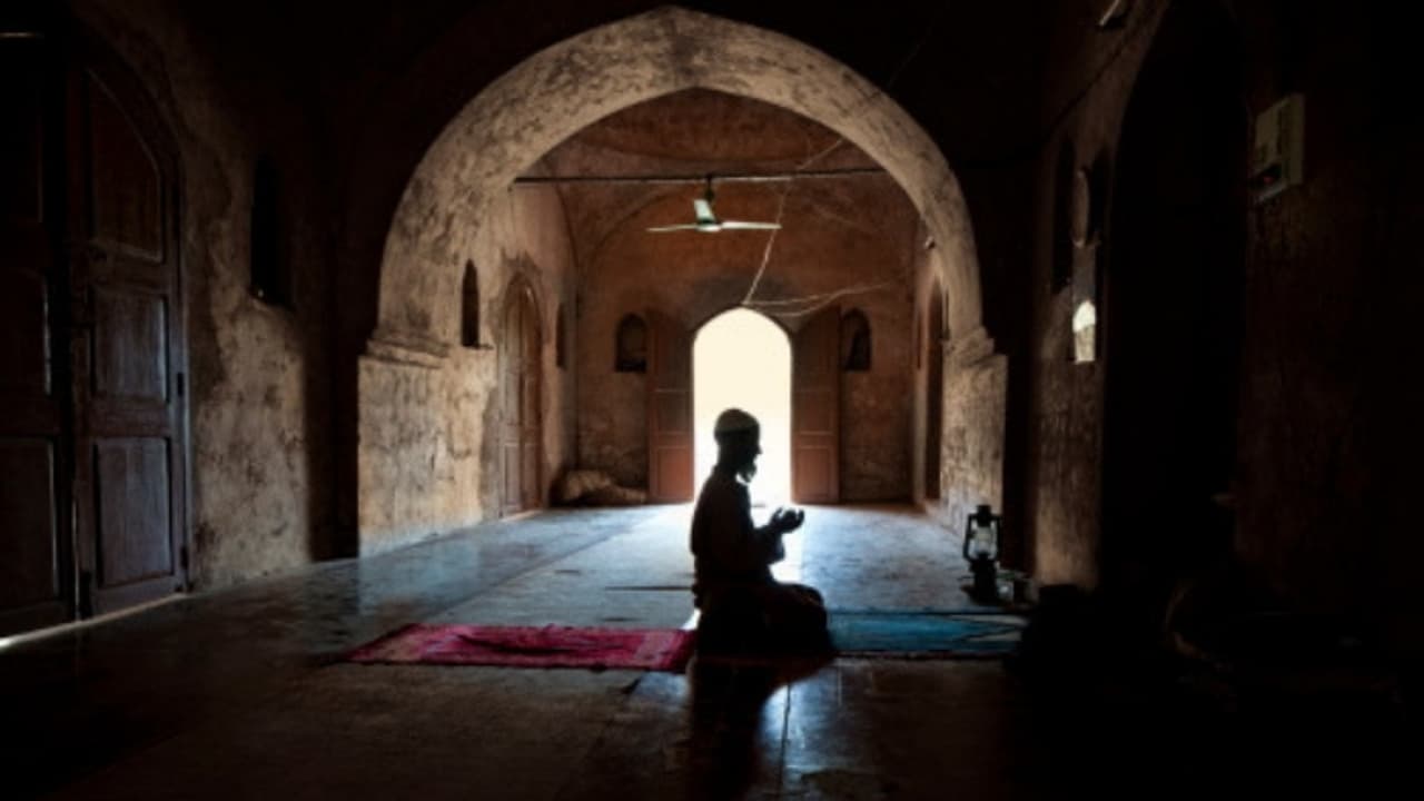 ಇಂದೂ ಕೂಡ ‘ಸುಪ್ರೀಂ ಡೇ’:ಪ್ರಾರ್ಥನೆಗೆ ಮಸೀದಿ ಬೇಕಾ, ಬೇಡ್ವಾ ಗೊತ್ತಾಗುತ್ತೆ!