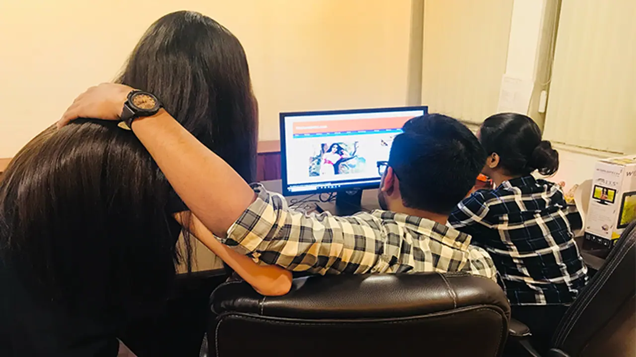 शादी के बाद 'मैं, तुम और वह' अब अपराध नहीं, अडल्ट्री पर सुप्रीम कोर्ट का बड़ा फैसला