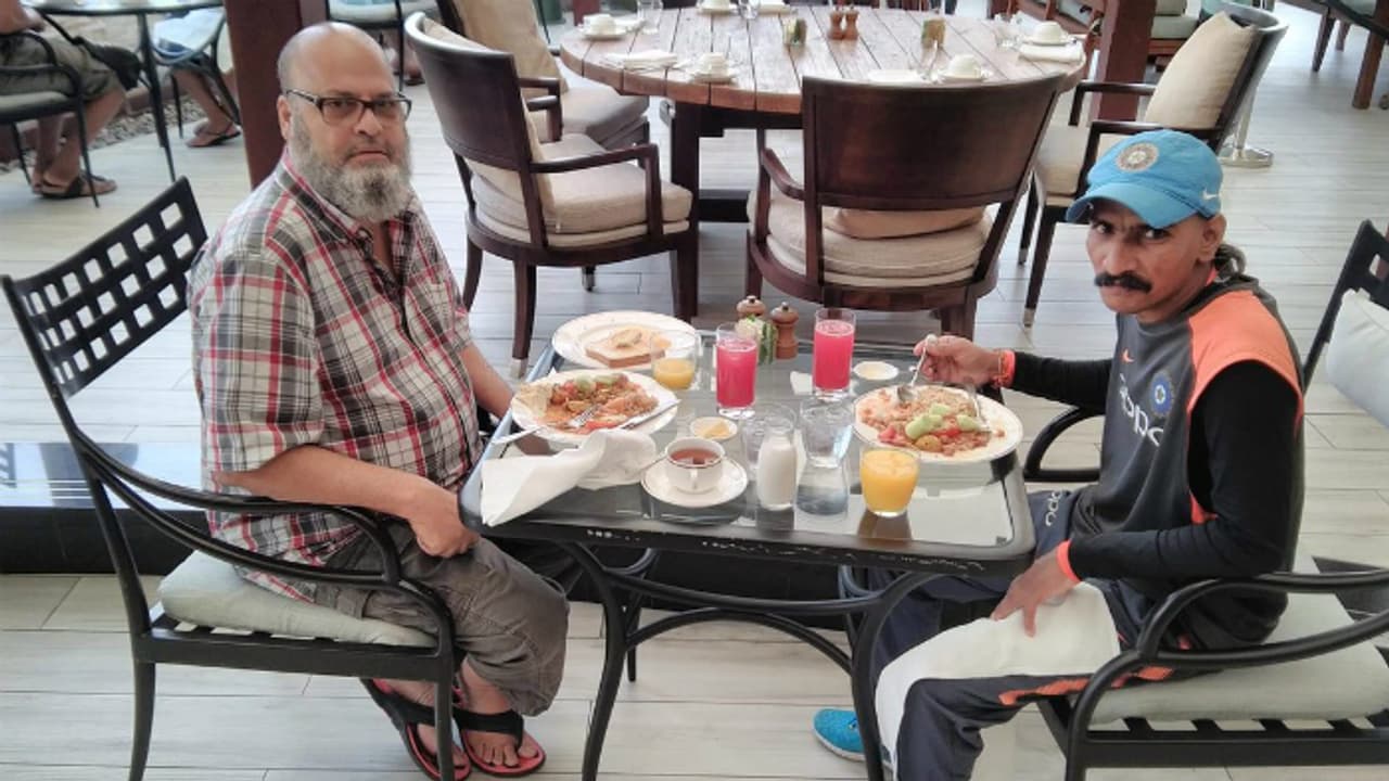 Asia Cup 2018: Pakistan supporter sponsors India’s famous fan Sudhir Kumar as friendship triumphs in UAE