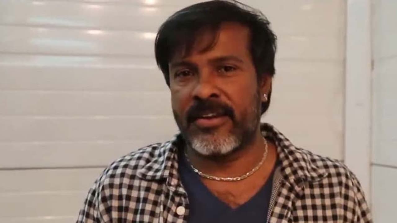 మా అనుభవం ముందు నువ్వెంత..? సీనియర్ కెమెరామెన్ తో డైరెక్టర్ కష్టాలు! మా అనుభవం ముందు నువ్వెంత..? సీనియర్ కెమెరామెన్ తో డైరెక్టర్ కష్టాలు!