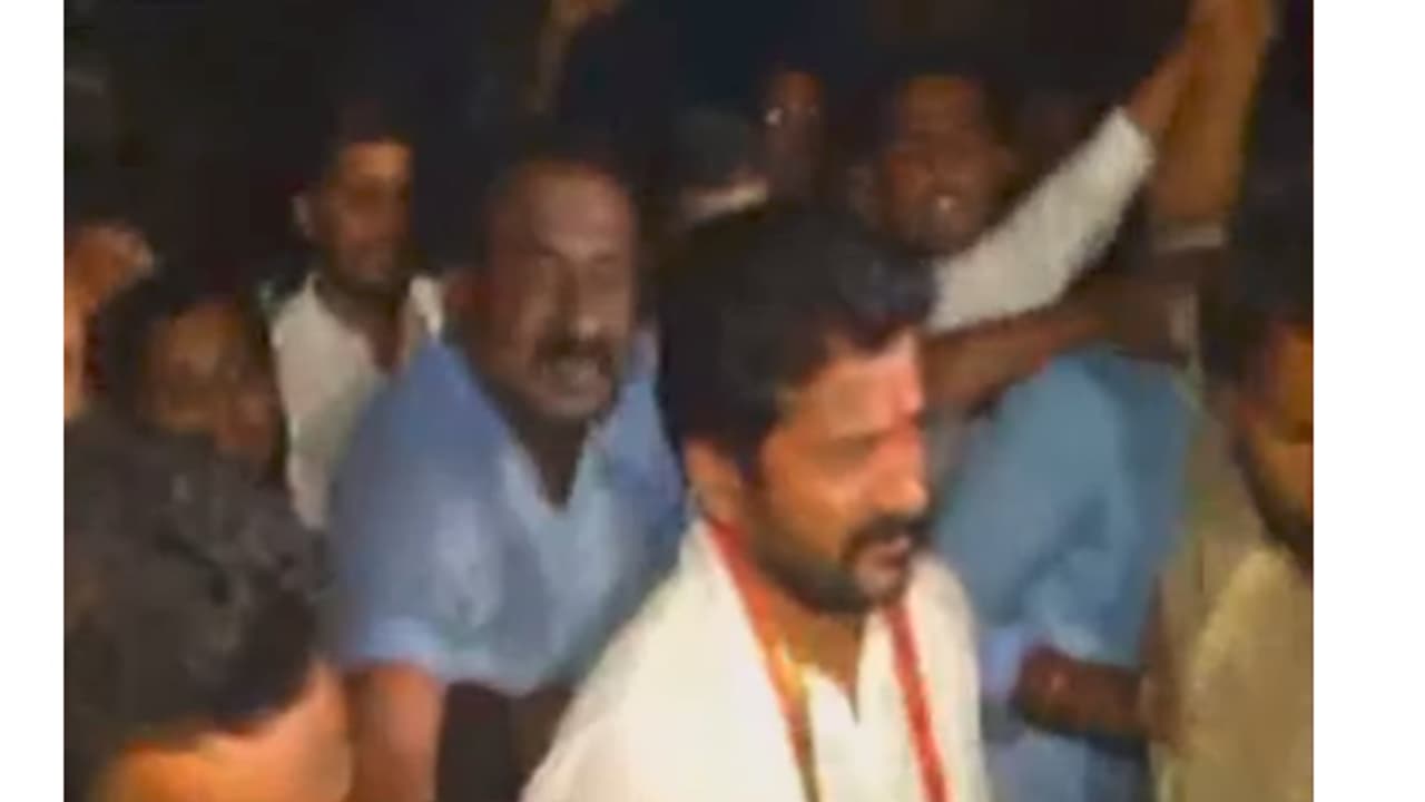 ఇంటికి రేవంత్...తీవ్ర ఉద్రిక్తత : అరెస్టుకు రంగం సిద్దం?