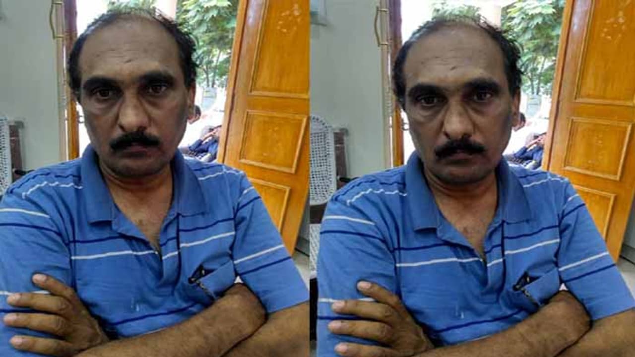 జనాన్ని నమ్మించి..మోసం చేసినందుకు.. 47 లక్షల నజరానా జనాన్ని నమ్మించి..మోసం చేసినందుకు.. 47 లక్షల నజరానా