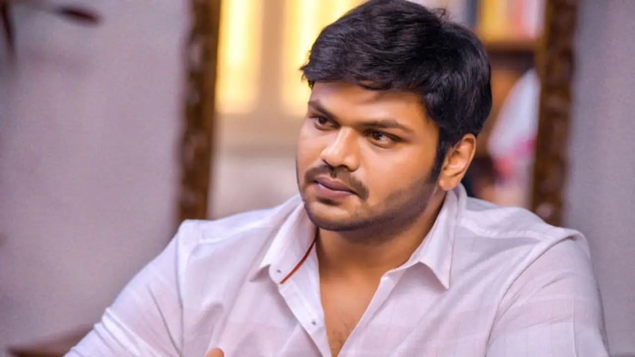 ఏపీకి స్పెషల్ స్టేటస్.. మోదీకి మనోజ్ శాపాలు ఏపీకి స్పెషల్ స్టేటస్.. మోదీకి మనోజ్ శాపాలు