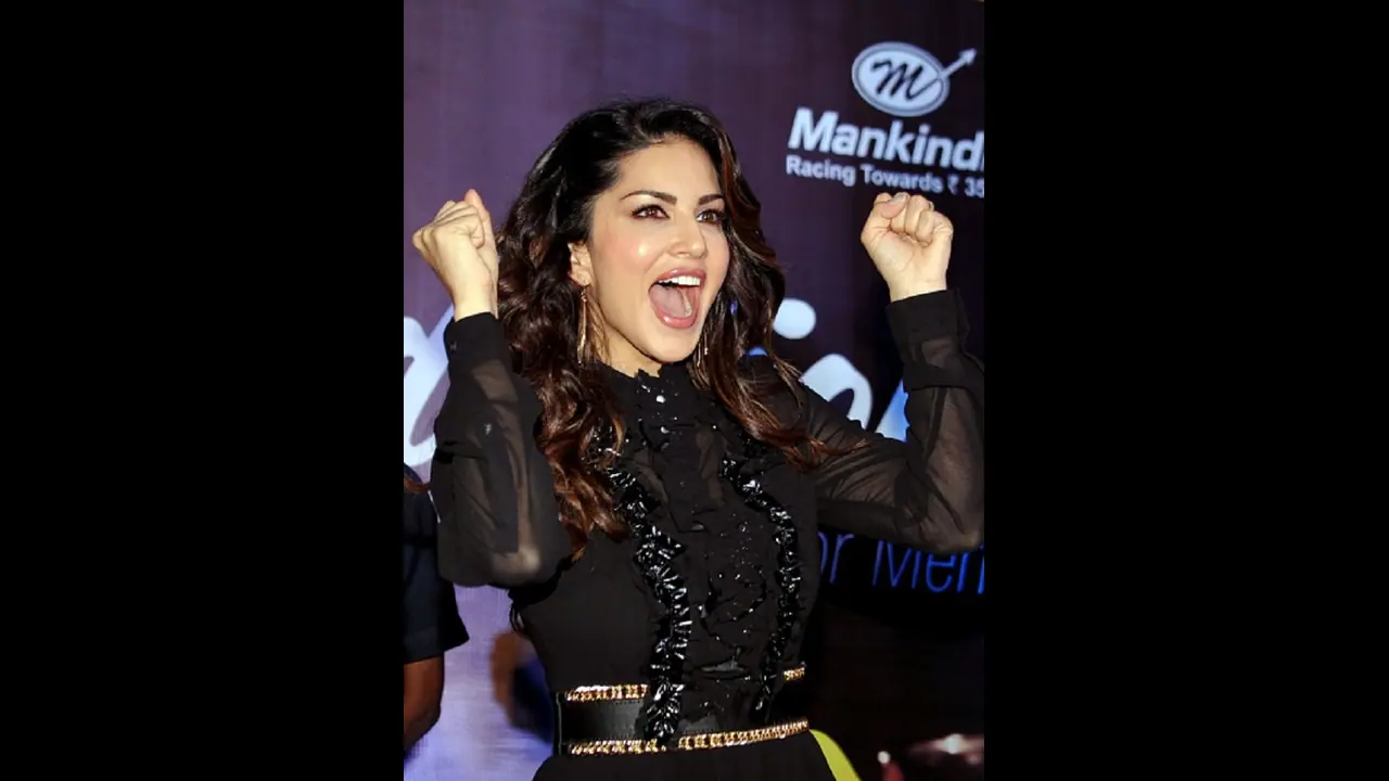 Sunny Leone to perform in Bengaluru on November 3, cops grant permission Sunny Leone to perform in Bengaluru on November 3, cops grant permission