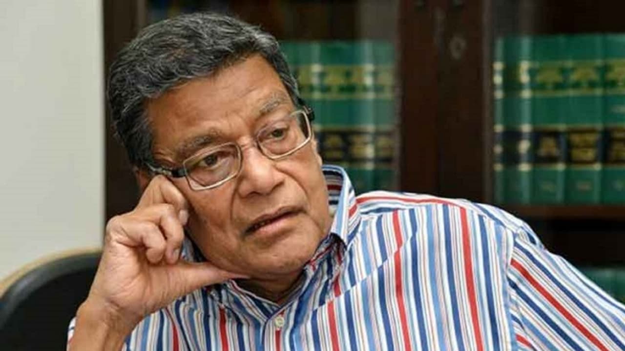 Centre supports Manipur policemen's plea for disqualification of Supreme Court bench in fake encounter cases Centre supports Manipur policemen's plea for disqualification of Supreme Court bench in fake encounter cases