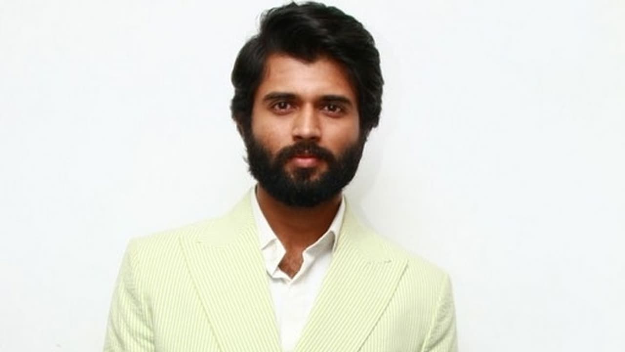 మొబైల్ లో విజయ్ దేవరకొండ సినిమా!