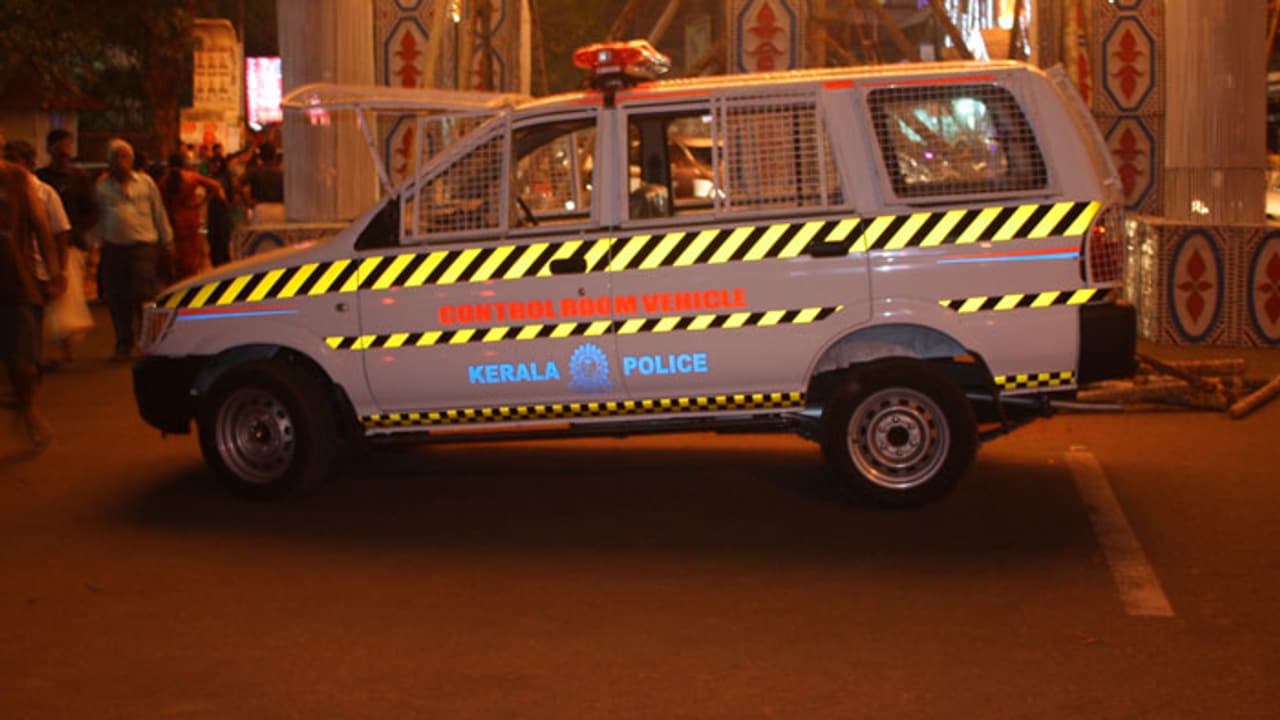 ബിജെപിയുടെ സിഎഎ അനുകൂല യോഗം ബഹിഷ്ക്കരിക്കണമെന്ന സന്ദേശം ഷെയര് ചെയ്ത വ്യാപാരി അറസ്റ്റില് ബിജെപിയുടെ സിഎഎ അനുകൂല യോഗം ബഹിഷ്ക്കരിക്കണമെന്ന സന്ദേശം ഷെയര് ചെയ്ത വ്യാപാരി അറസ്റ്റില്