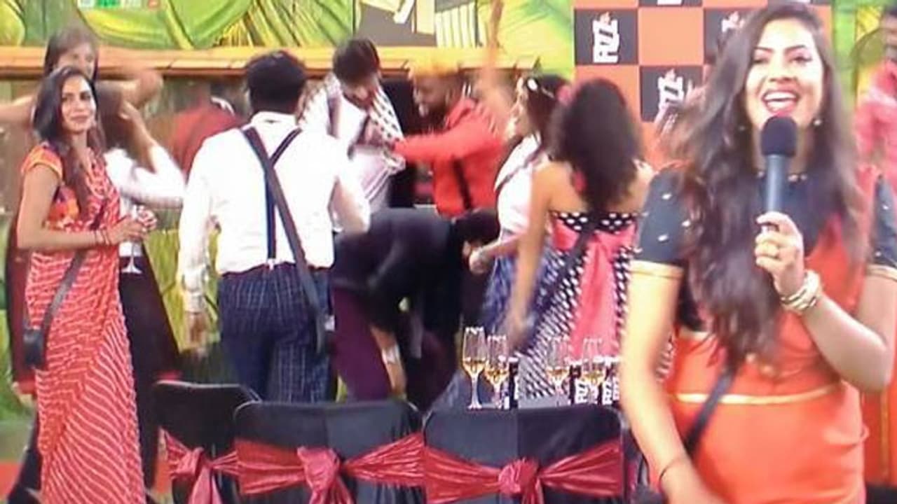 బిగ్ బాస్2: హౌస్ లో అవార్డుల సందడి.. ప్రవచన్ బాబా @ కౌశల్!