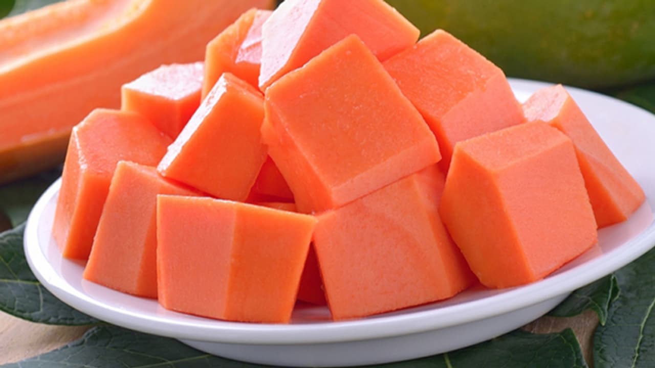 പപ്പായയുടെ ഈ ഗുണങ്ങൾ അറിയാതെ പോകരുത് പപ്പായയുടെ ഈ ഗുണങ്ങൾ അറിയാതെ പോകരുത്