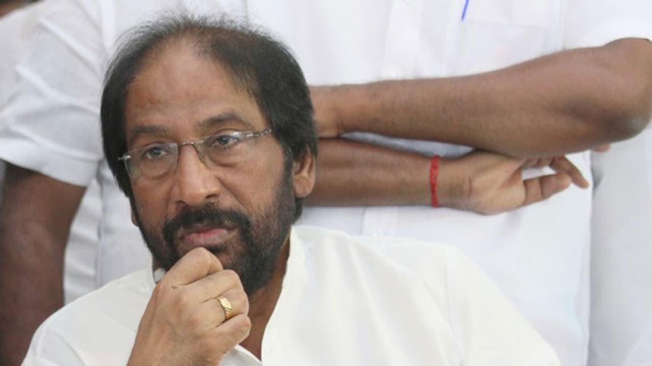 திடீர் உடல்நலக்குறைவு.. திமுக எம்.பி. திருச்சி சிவா மருத்துவமனையில் அனுமதி..! திடீர் உடல்நலக்குறைவு.. திமுக எம்.பி. திருச்சி சிவா மருத்துவமனையில் அனுமதி..!