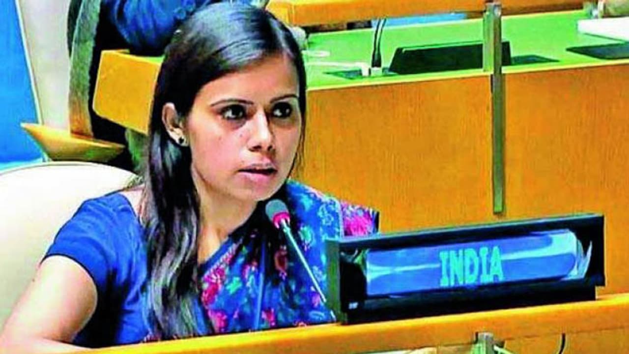 'ആ കുട്ടികള്ക്കായി പ്രാര്ത്ഥിച്ചവരാണ് ഇന്ത്യക്കാര്'; പാക് ആരോപണങ്ങളെ പൊളിച്ചടുക്കി ഈനം ഗംഭീര് വീഡിയോ 'ആ കുട്ടികള്ക്കായി പ്രാര്ത്ഥിച്ചവരാണ് ഇന്ത്യക്കാര്'; പാക് ആരോപണങ്ങളെ പൊളിച്ചടുക്കി ഈനം ഗംഭീര് വീഡിയോ