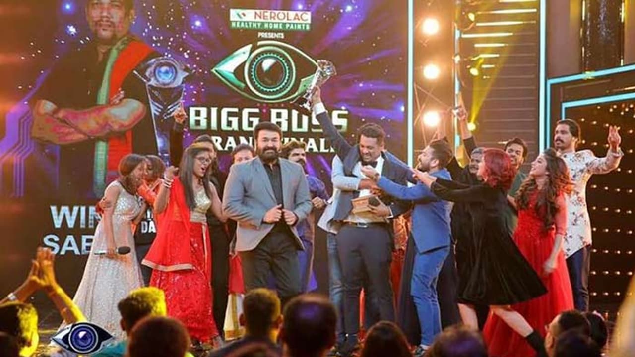 ഇത് വെറുക്കപ്പെട്ടവന് കിട്ടിയ സ്നേഹം: സാബുമോന് ഇത് വെറുക്കപ്പെട്ടവന് കിട്ടിയ സ്നേഹം: സാബുമോന്